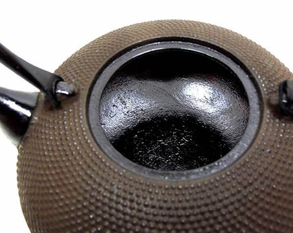 Gusseisen Wasserkessel »Arare Tetsubin« braun 1.6l - ohne Beschichtung